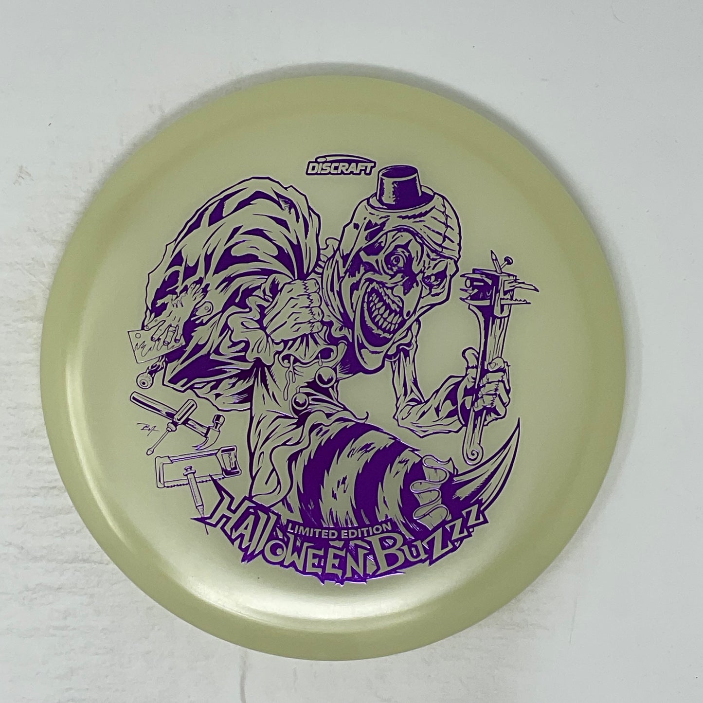 2025 Mega-Glo Halloween Buzzz